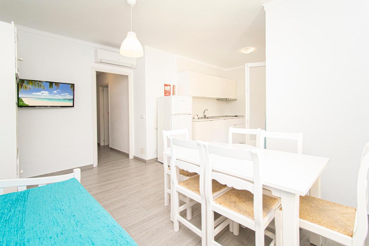 Apartamentos Falco ปอร์ต เด โปเญนซา ภายนอก รูปภาพ
