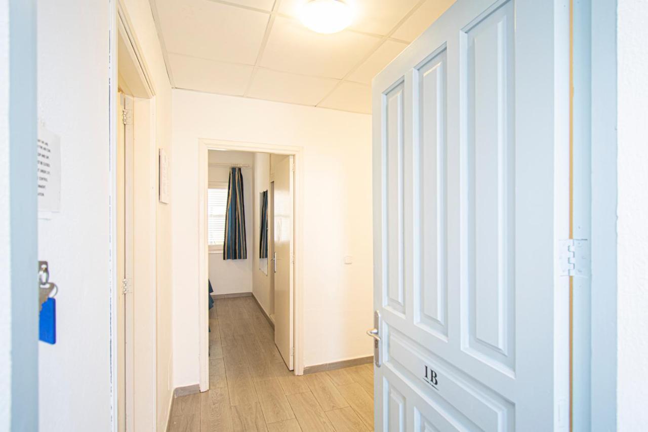 Apartamentos Falco ปอร์ต เด โปเญนซา ภายนอก รูปภาพ