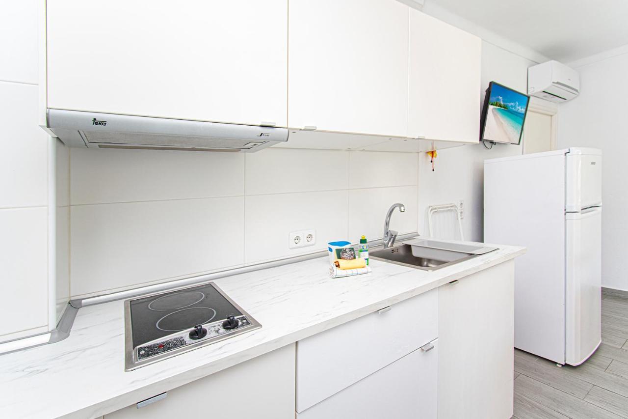 Apartamentos Falco ปอร์ต เด โปเญนซา ภายนอก รูปภาพ
