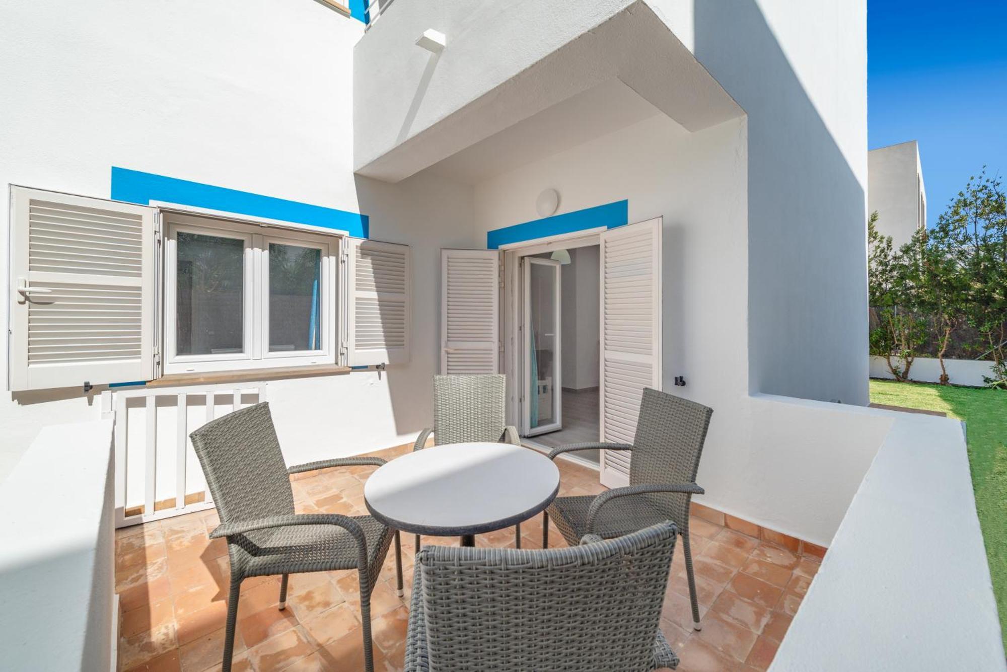 Apartamentos Falco ปอร์ต เด โปเญนซา ภายนอก รูปภาพ