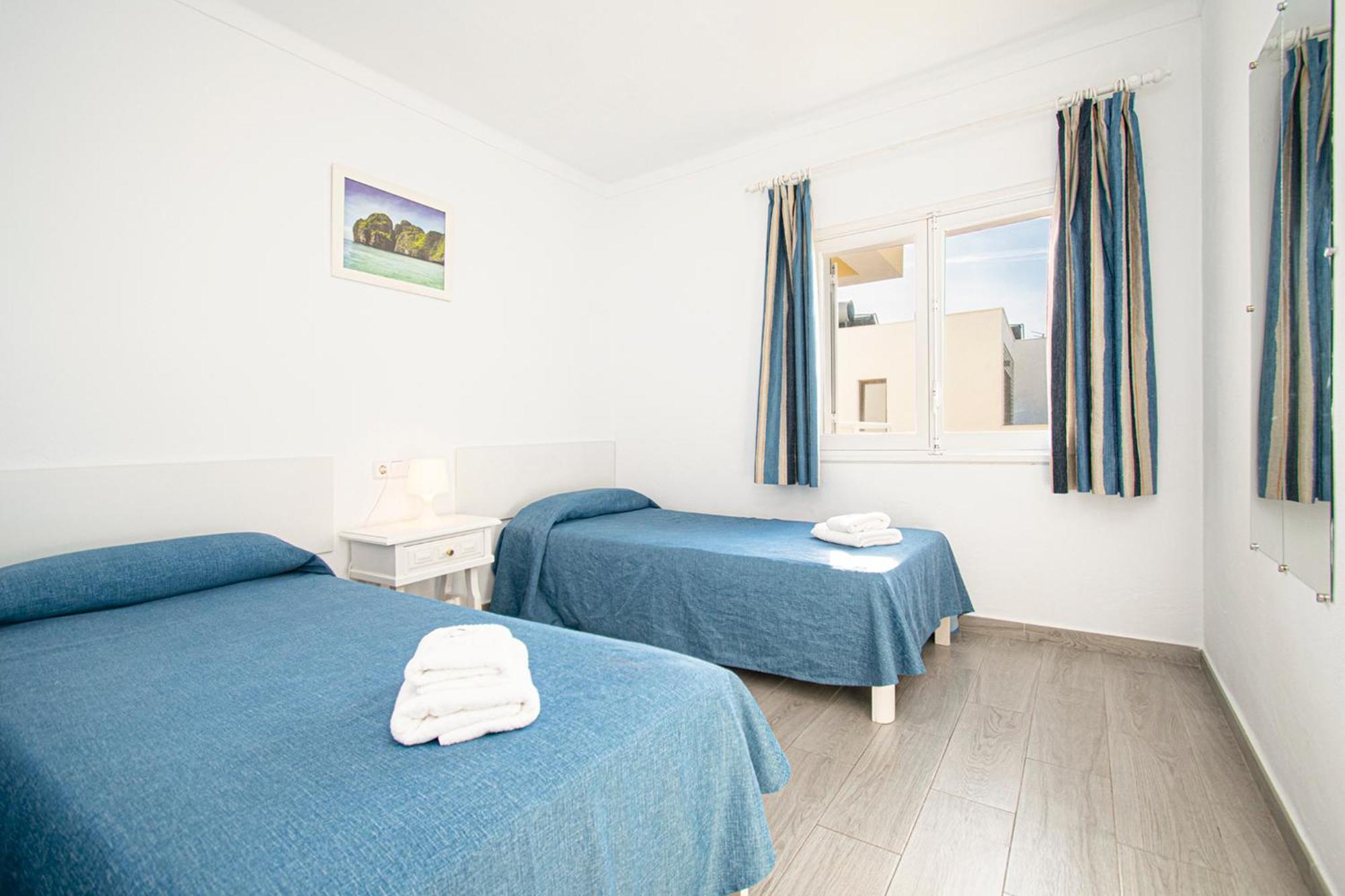 Apartamentos Falco ปอร์ต เด โปเญนซา ภายนอก รูปภาพ
