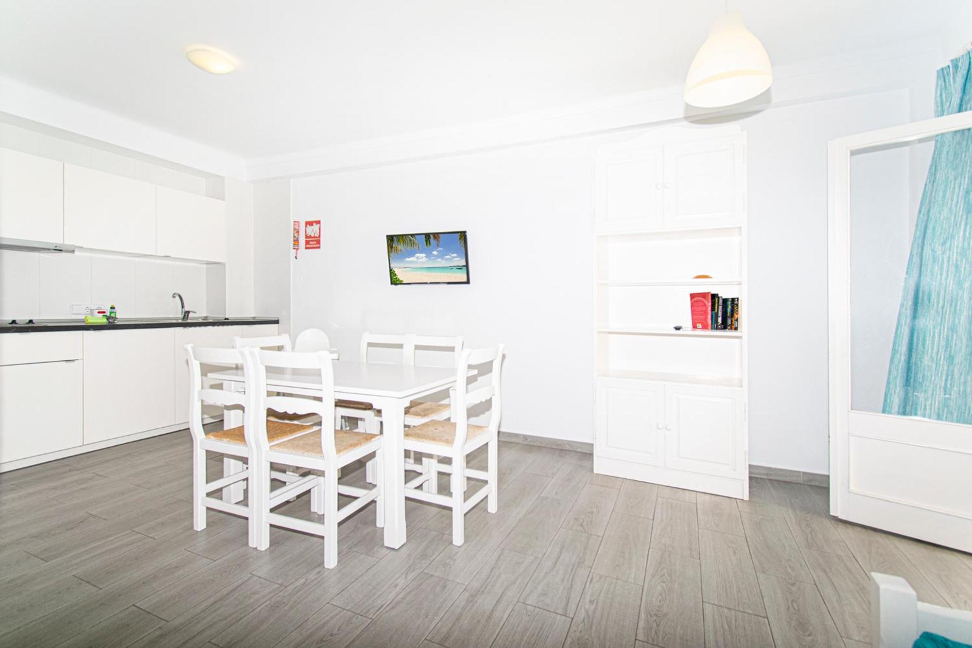 Apartamentos Falco ปอร์ต เด โปเญนซา ภายนอก รูปภาพ