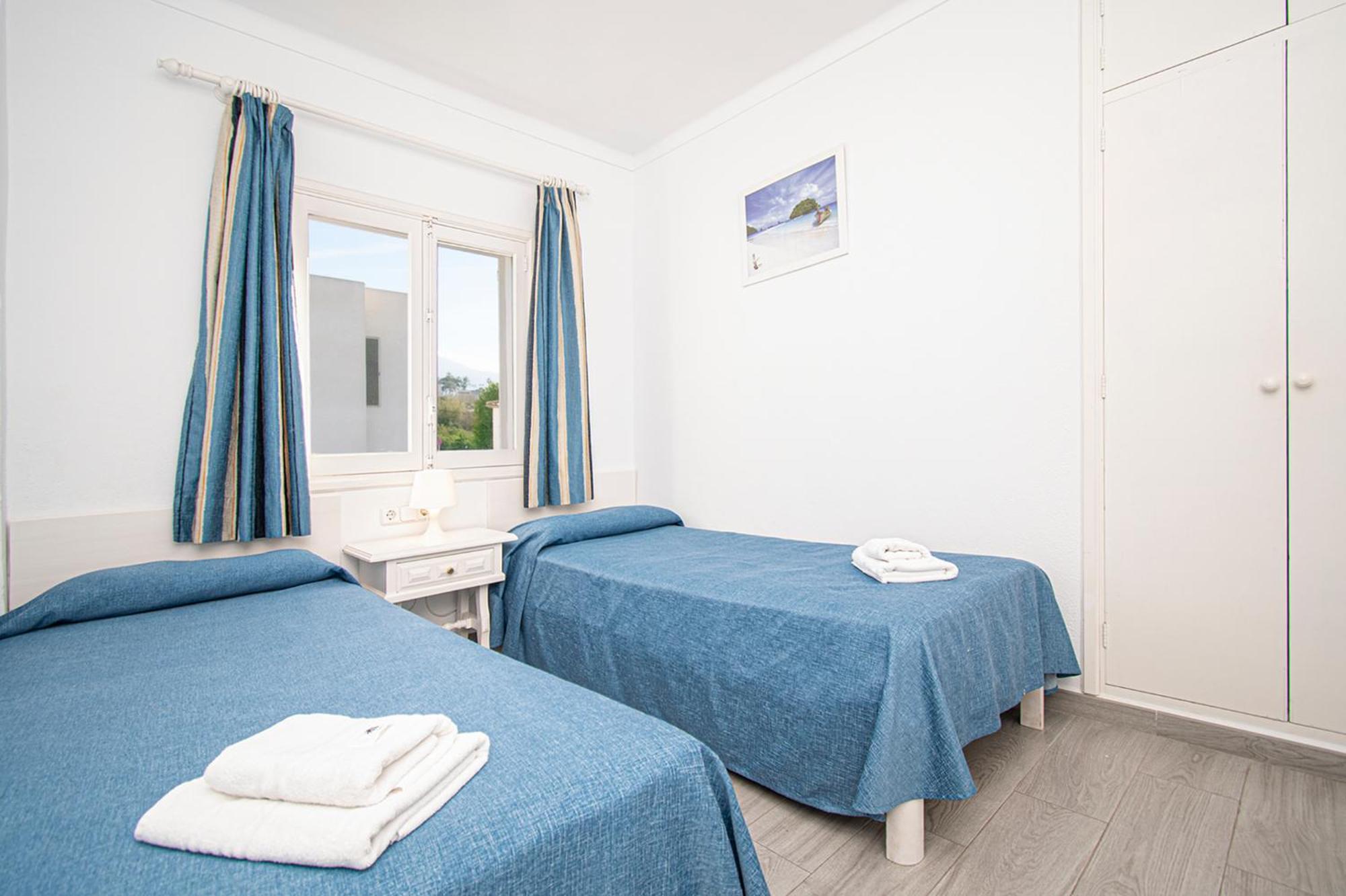 Apartamentos Falco ปอร์ต เด โปเญนซา ภายนอก รูปภาพ